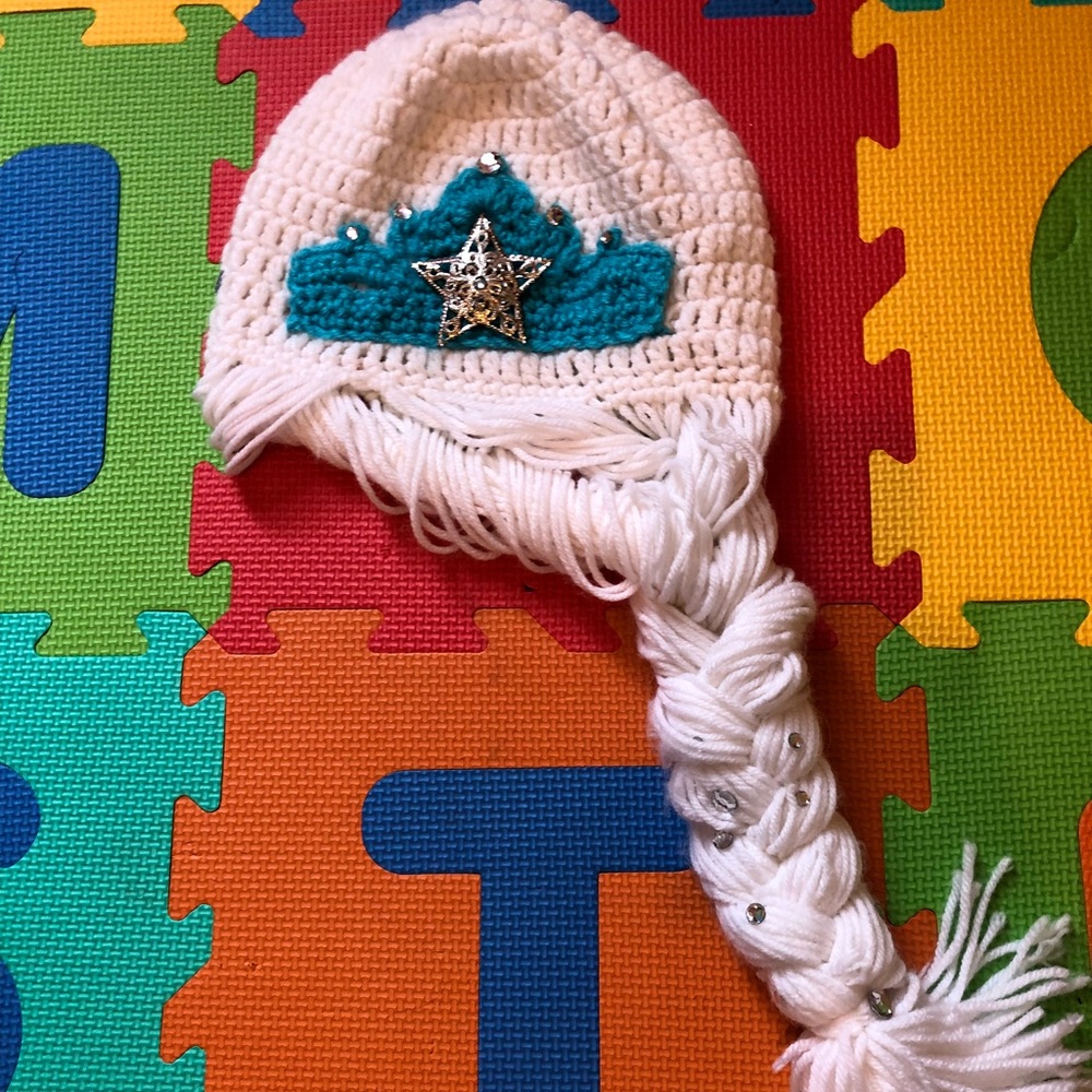 Anna inspired beanie